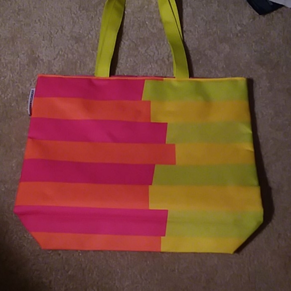 CLINIQUE - Picture 5 of 7